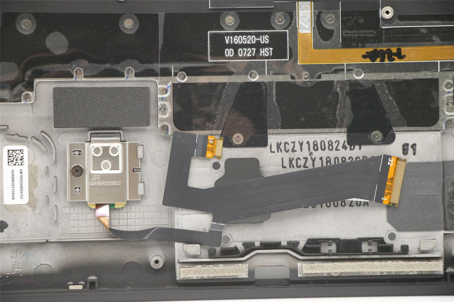 Lenovo MECH_ASM GRP_KBD_Bzl_EE,FPR,BK,CHY 01YR538