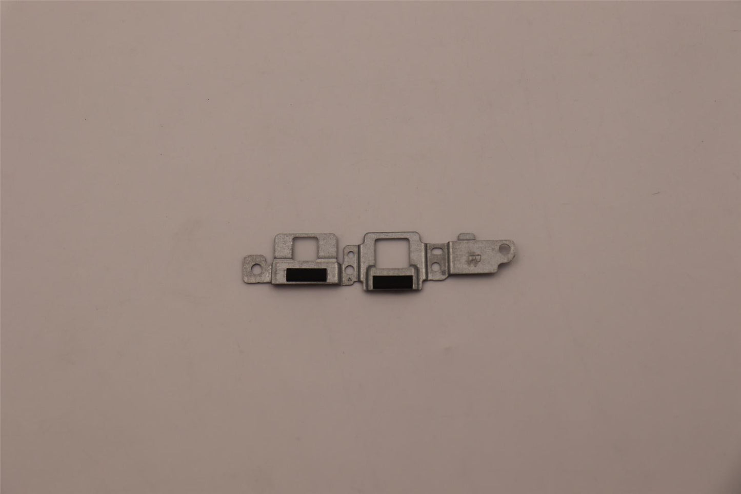 Lenovo FRU BRACKET IO R_Fenrir 5B40Z68842