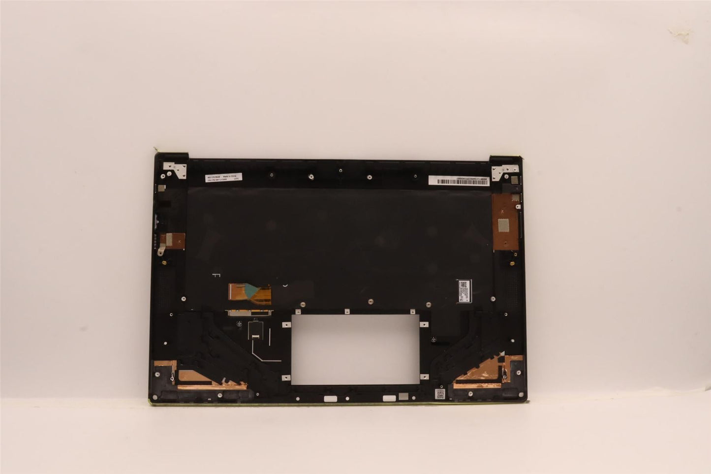 Lenovo ThinkPad Z16 Gen 1 Keyboard Palmrest Top Cover Norwegian Black 5M11J13405