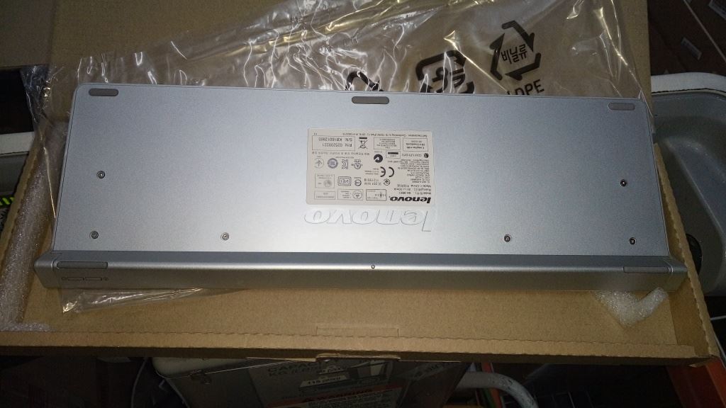 Lenovo Liteon SK-8861(IT) 2.4G KB-Silver8 Italian Keyboard 25209221