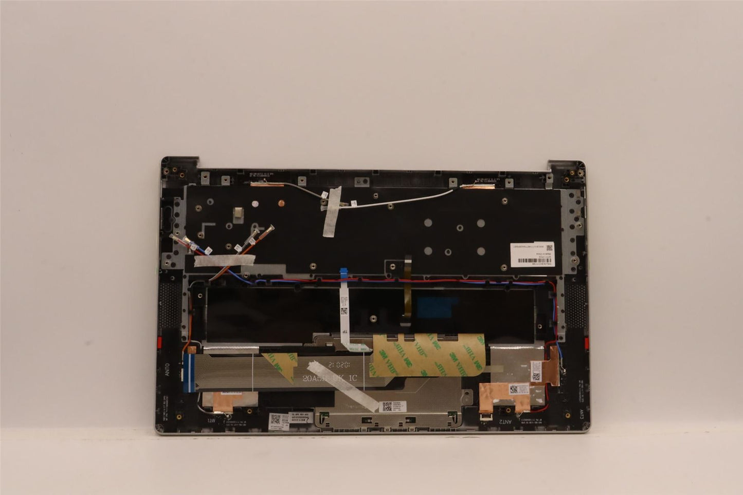 Lenovo Upper Case ASM_SPA WT 82KF SR 5CB1C71748