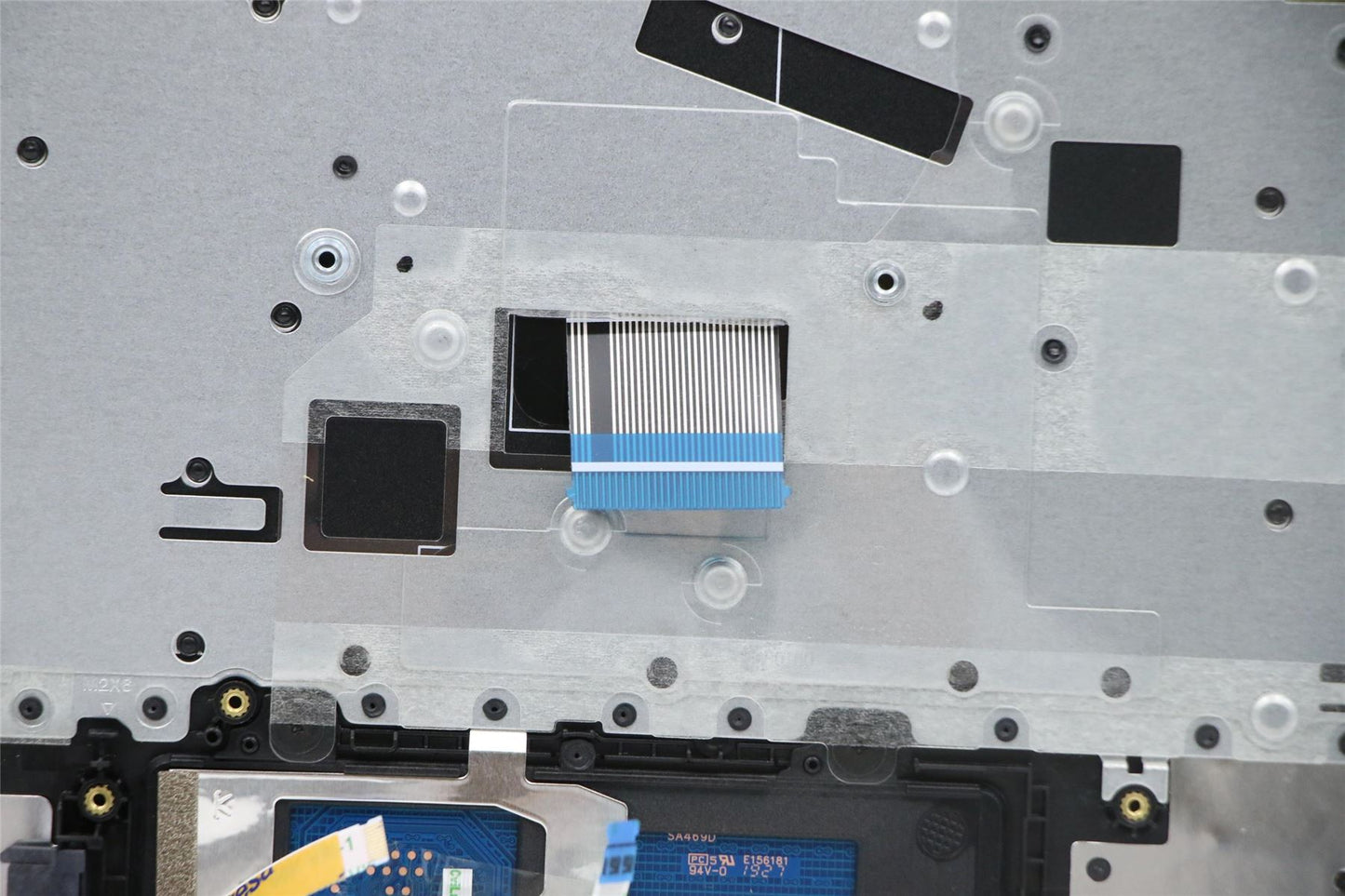 Lenovo IdeaPad 330-14IKB 330-14AST Keyboard Palmrest Top Cover German 5CB0R40348