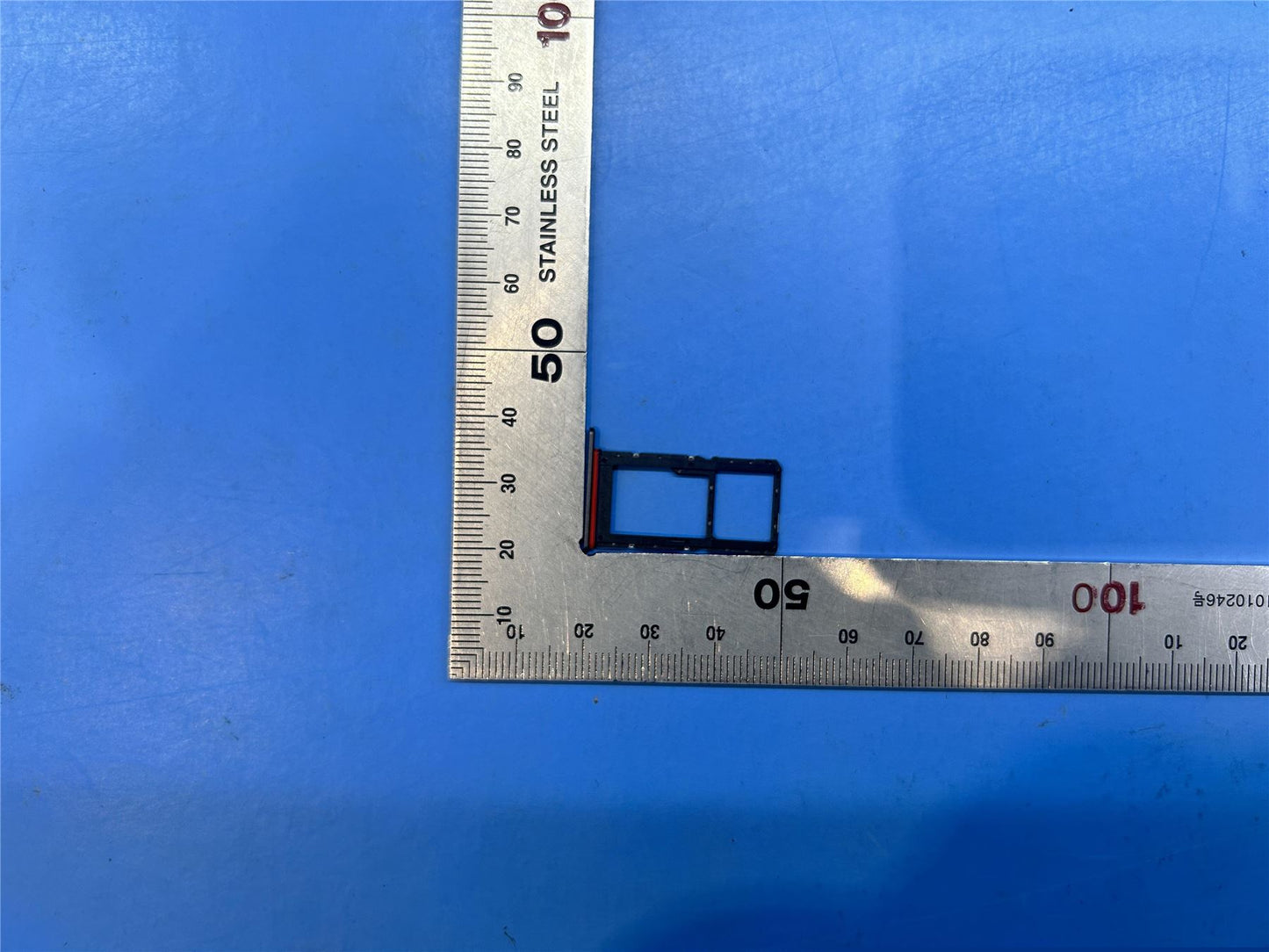 Lenovo YT-J706X SIM TRAY_Grey&*5021AA001099 CS 5M88C22880