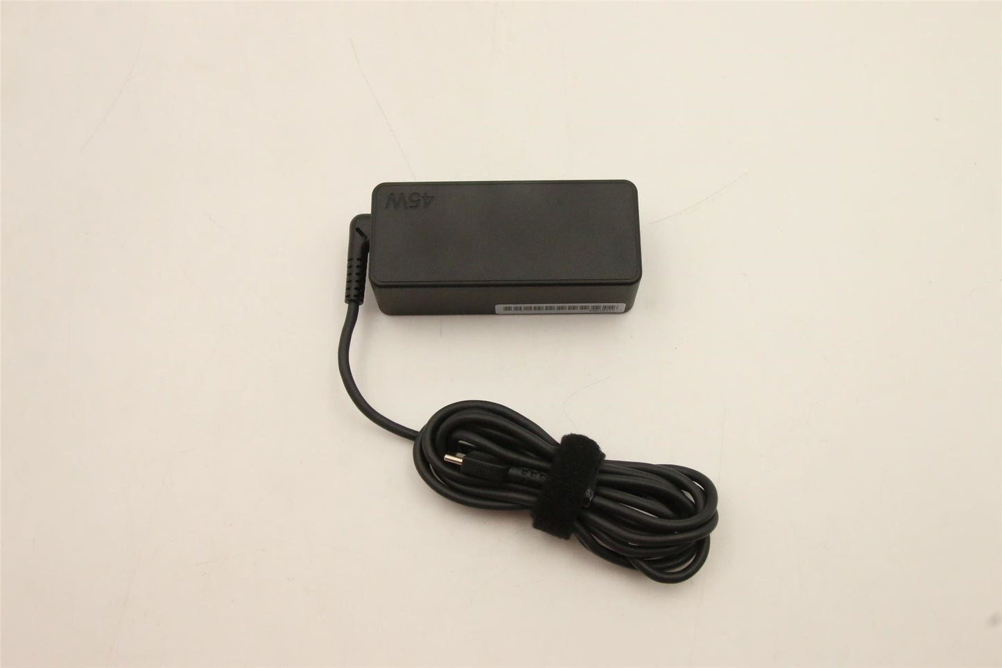 Lenovo ADLX45UDCK2A 20V2.25A 01FR032