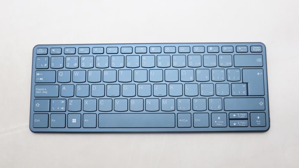 Lenovo COVER L82YQ Assy FRA/ENG English French Keyboard 5CB1L72107