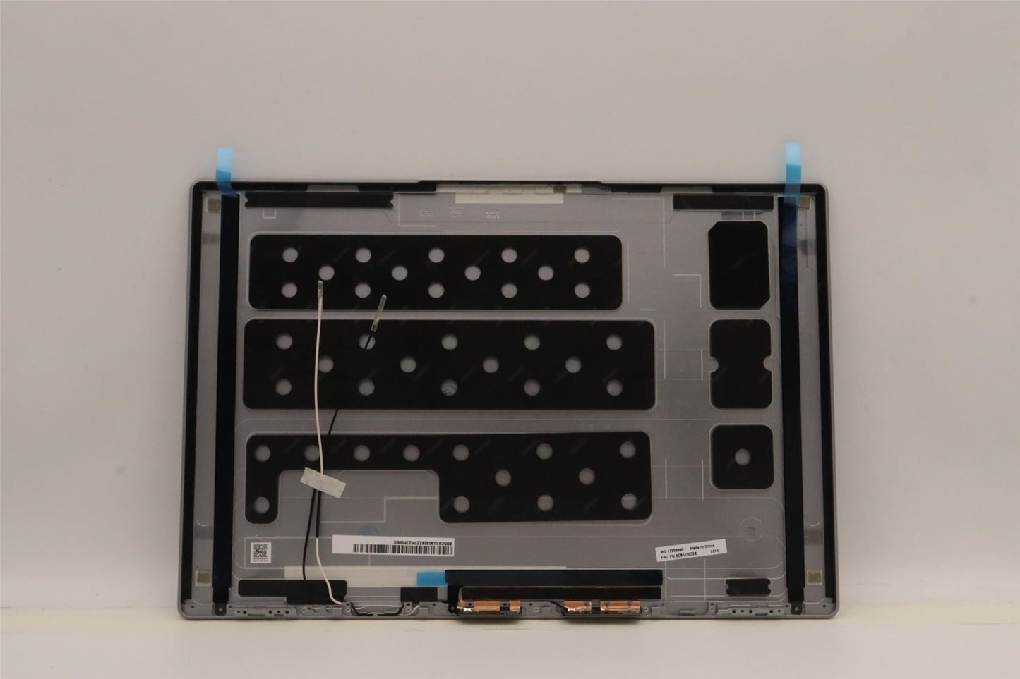 Lenovo LCD Cover L82TK_GLS UG YG 5CB1J30328