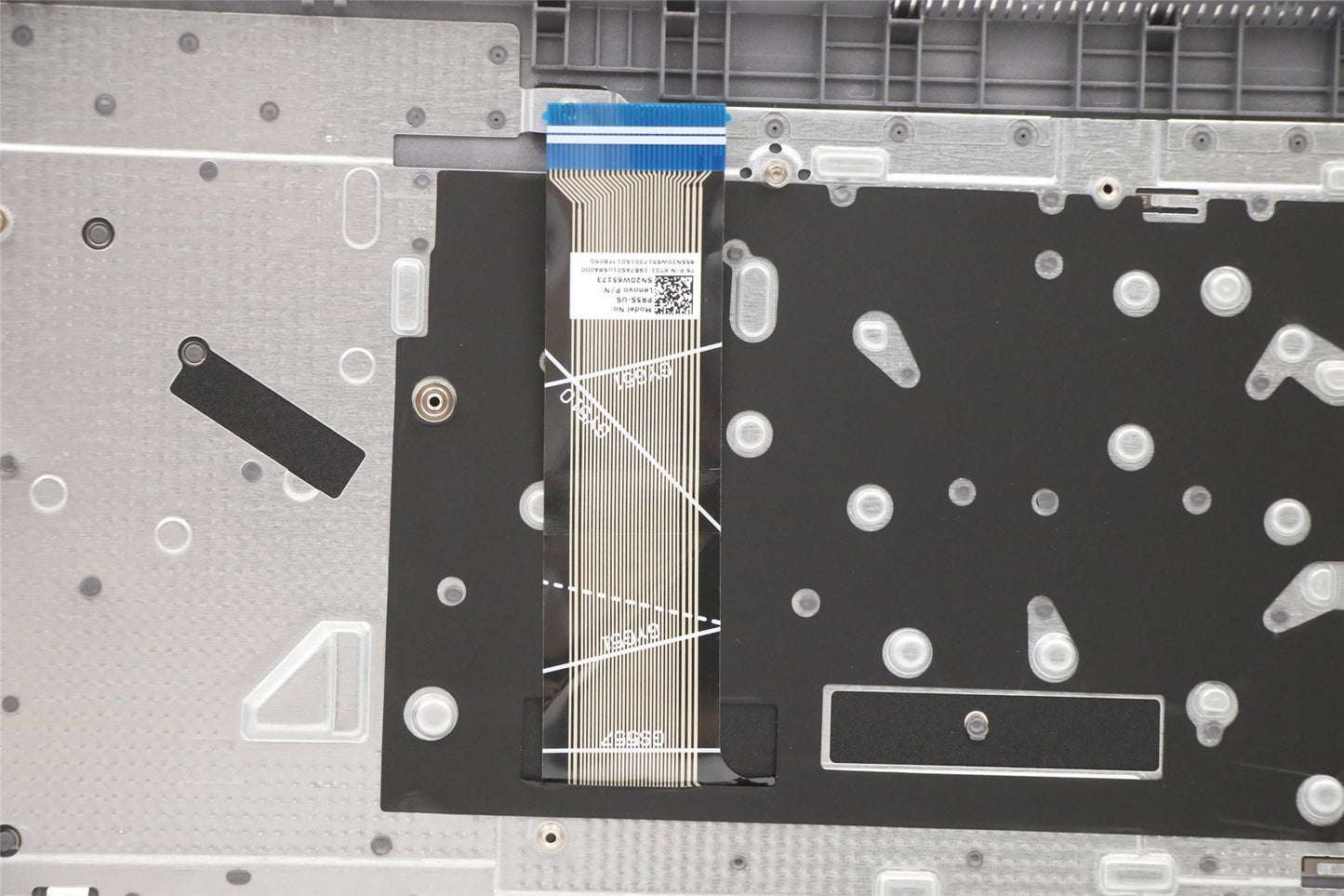 Lenovo Upper Case ASM_ENG L82H9 FP A/GDIS 5CB1B96605