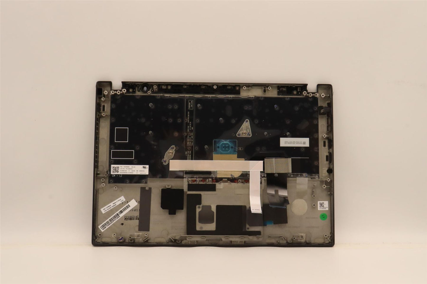 Lenovo ThinkPad T495s Keyboard Palmrest Top Cover Nordic Black 5M11A08530