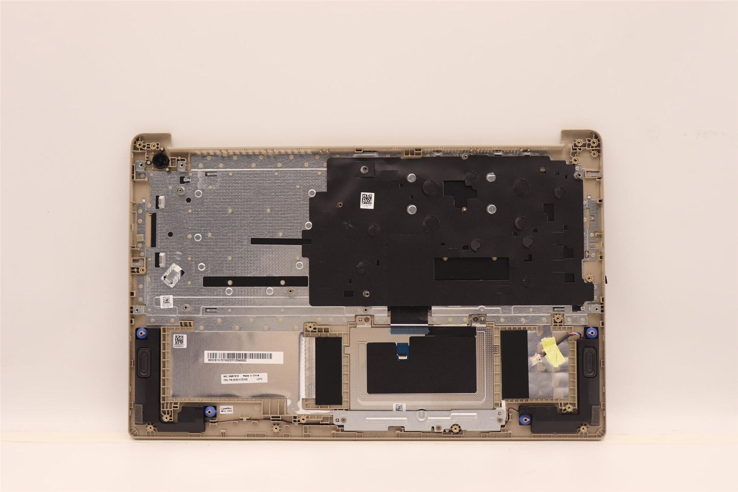 Lenovo Upper Case ASM_ENG L82R4 NFPSD 5CB1H70743