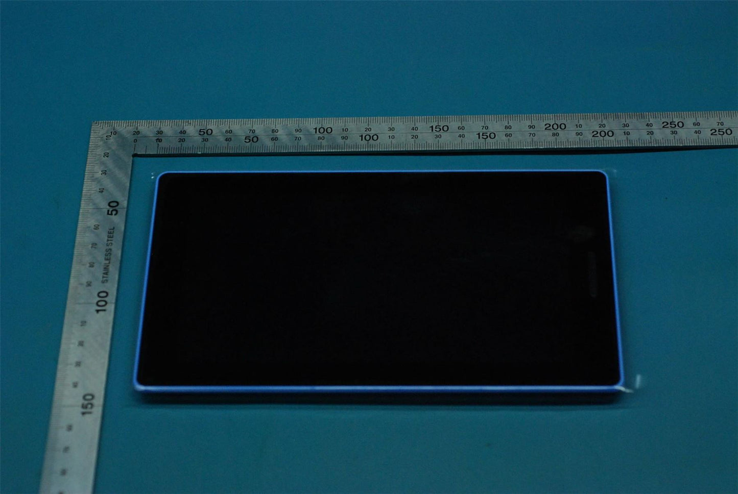 Lenovo TAB3 7 Essential Tablet (TB3-710F, TB3-710I) LCD Screen Display Assembly Touch 5D68C07011
