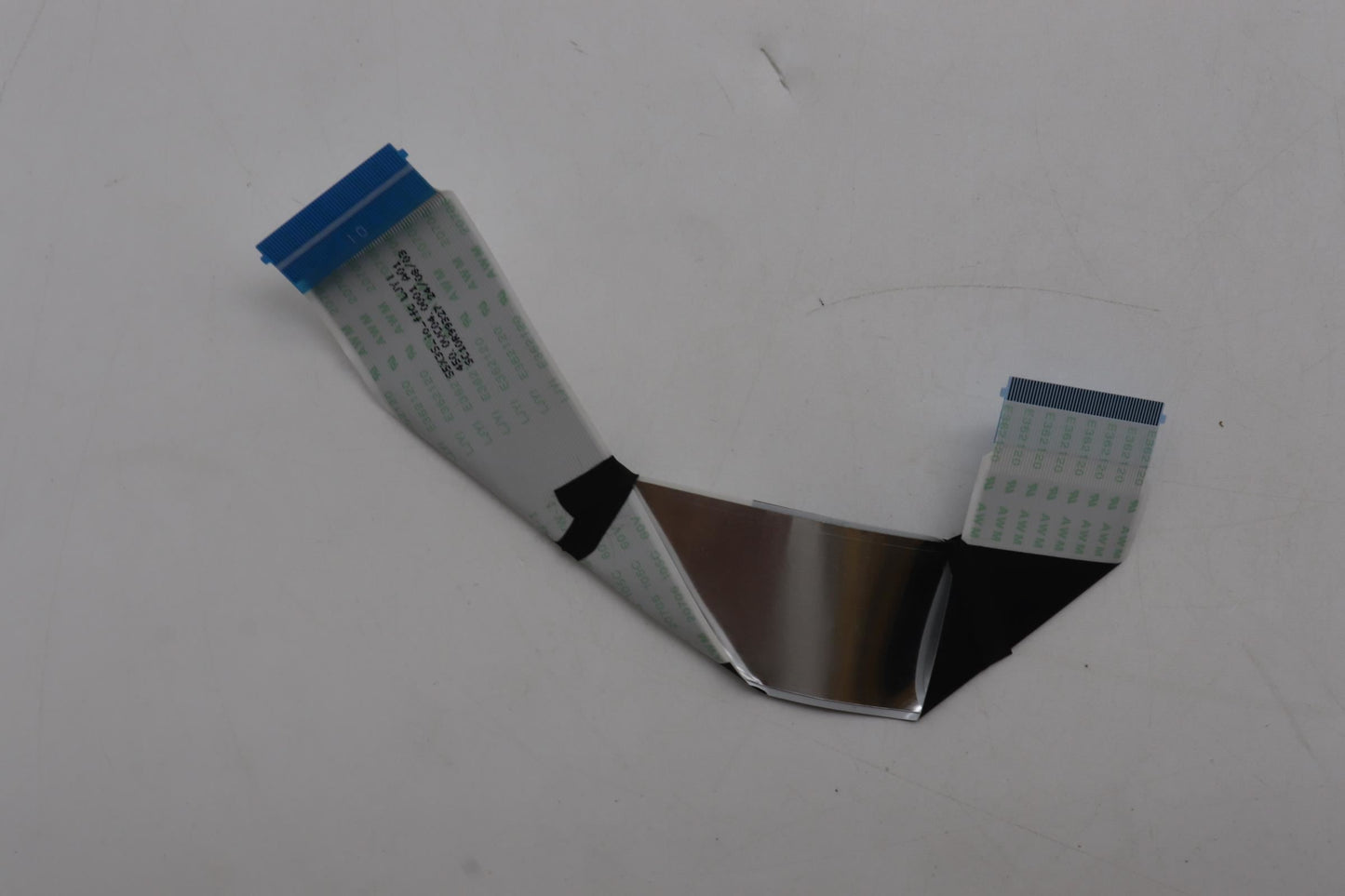 Lenovo W 83J2 I/O Cable 5C10S31202