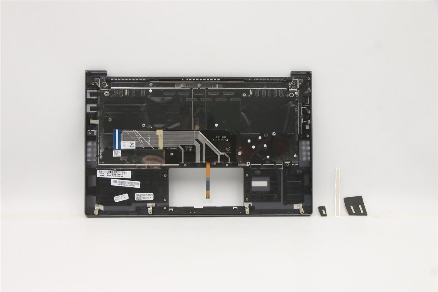 Lenovo IdeaPad 7 14ITL05 Keyboard Palmrest Top Cover Hungarian Grey 5CB1B05295