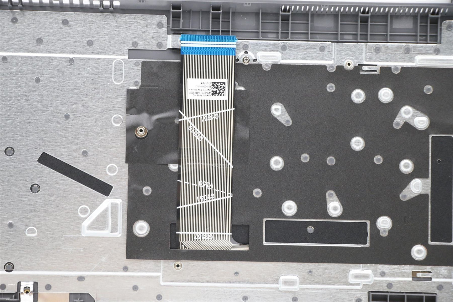 Lenovo Upper Case ASM_RUS L82H9 FP A/GUMA 5CB1B97474
