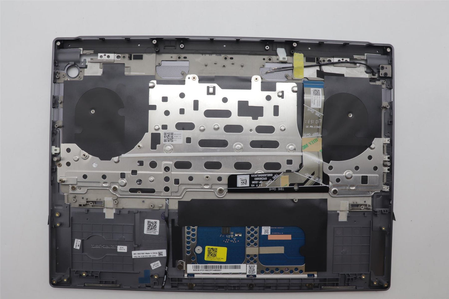 Lenovo Upper Case ASM_GER L 21N5SG SCREW 5CB1P31188