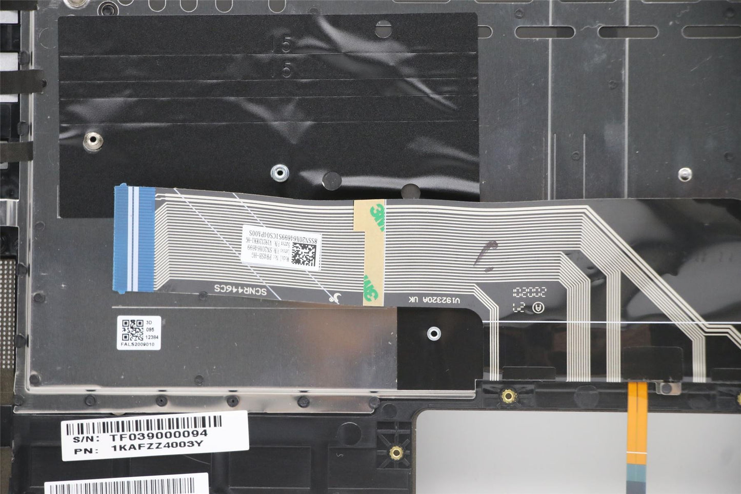 Lenovo IdeaPad 7-14IIL05 Palmrest Touchpad Cover Keyboard Hungarian 5CB0X55938