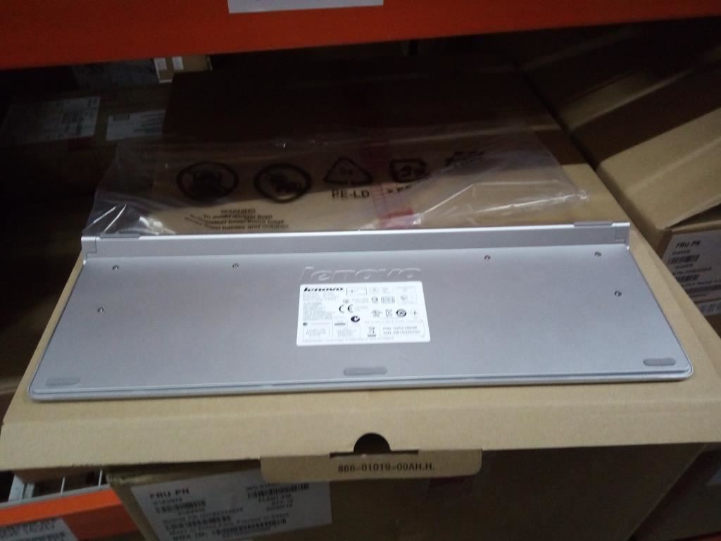 Lenovo Liteon SK-8861(EN-FR) 2.4G KB-Metal8 English French Keyboard 25216038