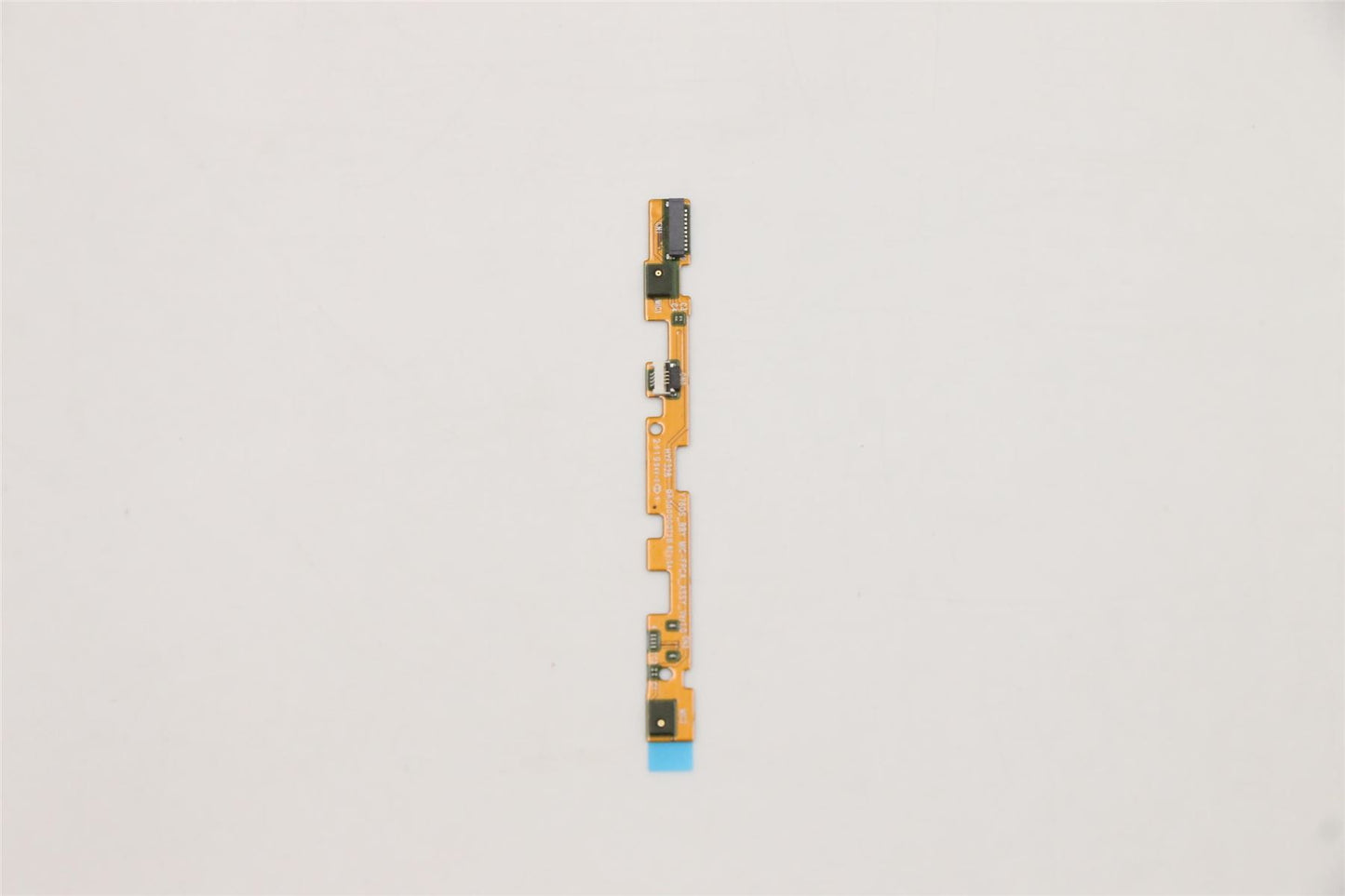 Lenovo ConnectorBD L82K8 BBYMICFPCABK 5C50S25246