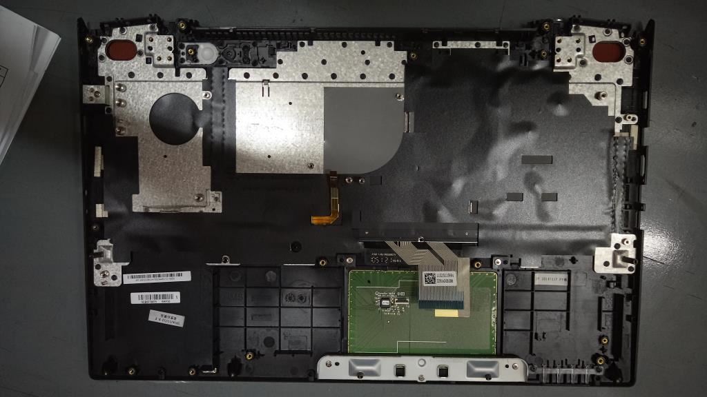 Lenovo Upper Case C Y50-70 W/KB-CA_SK Keyboard 5CB0F78875