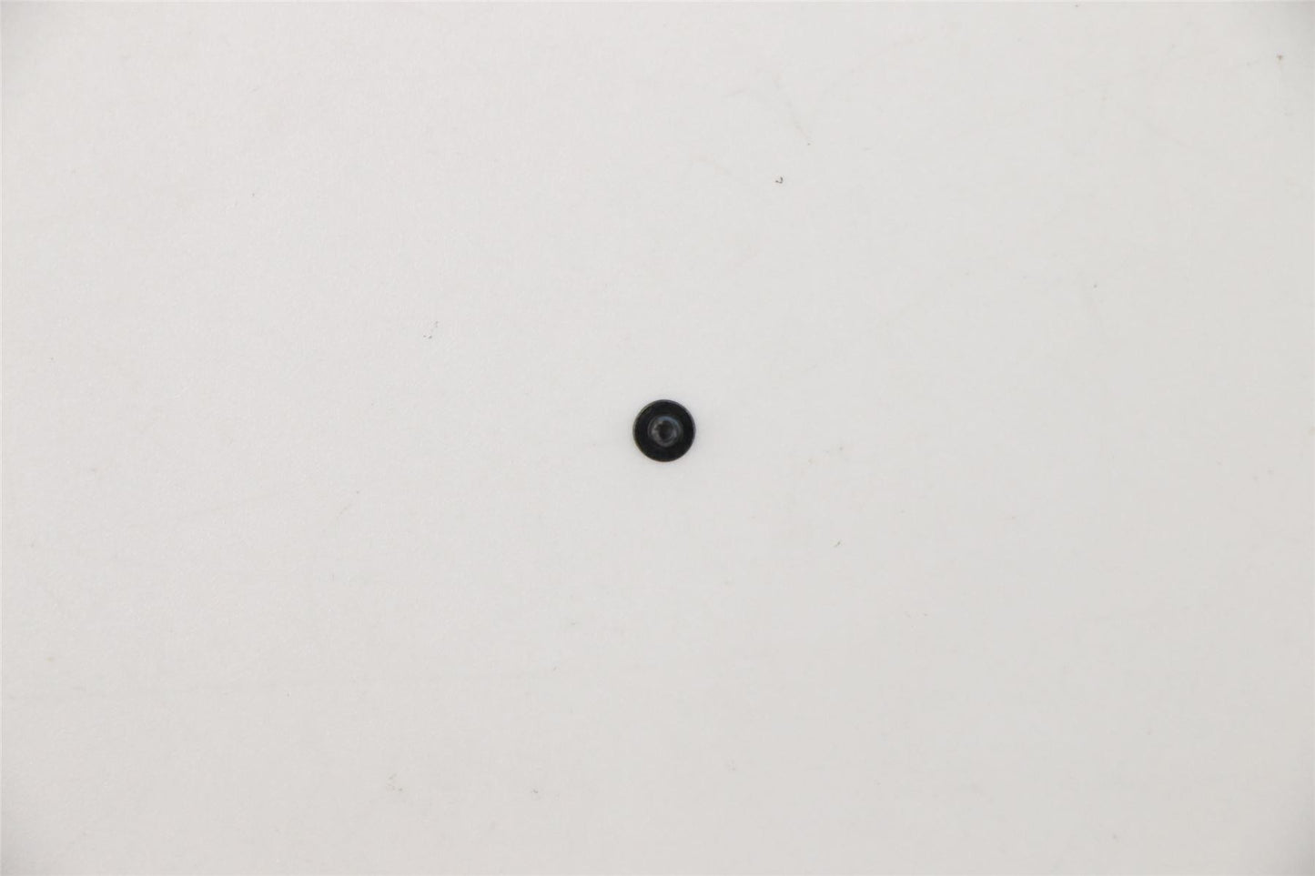 Lenovo 5S10S35208 SCREW SCREW L 82AW2.0D3.5LK4.2D0.4TZKNL+