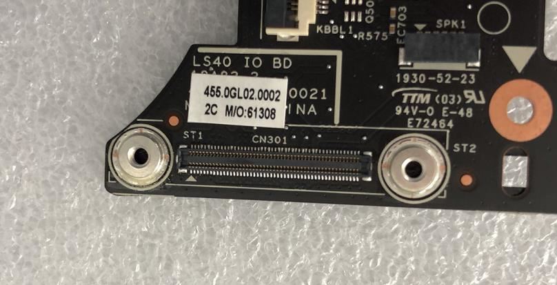 Lenovo USB Board W 81Q7 w/cable N+O 5C50S25012