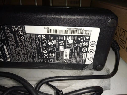 Lenovo FRU Sys Power AC Charger Adapter 53Y3078