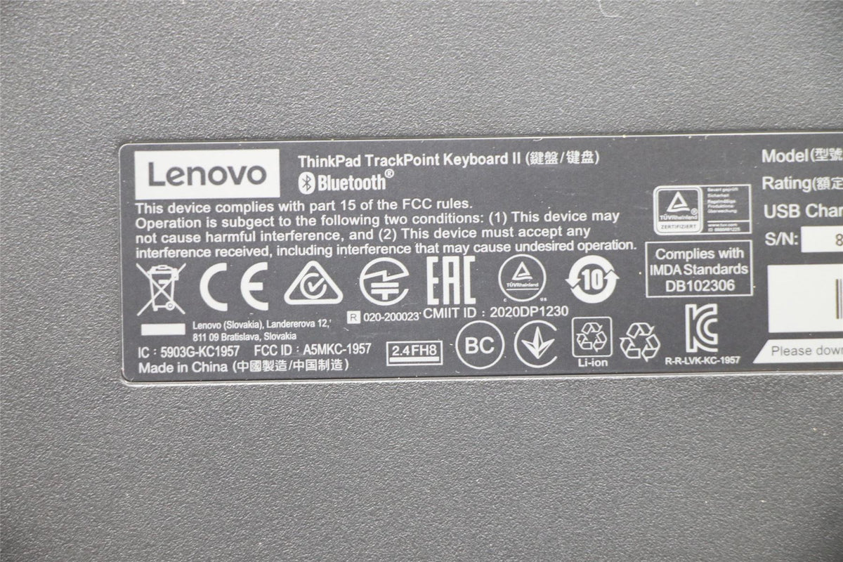 Lenovo ThinkPad TrackPoint II,Canadian French 058 Keyboard 5D50X49564