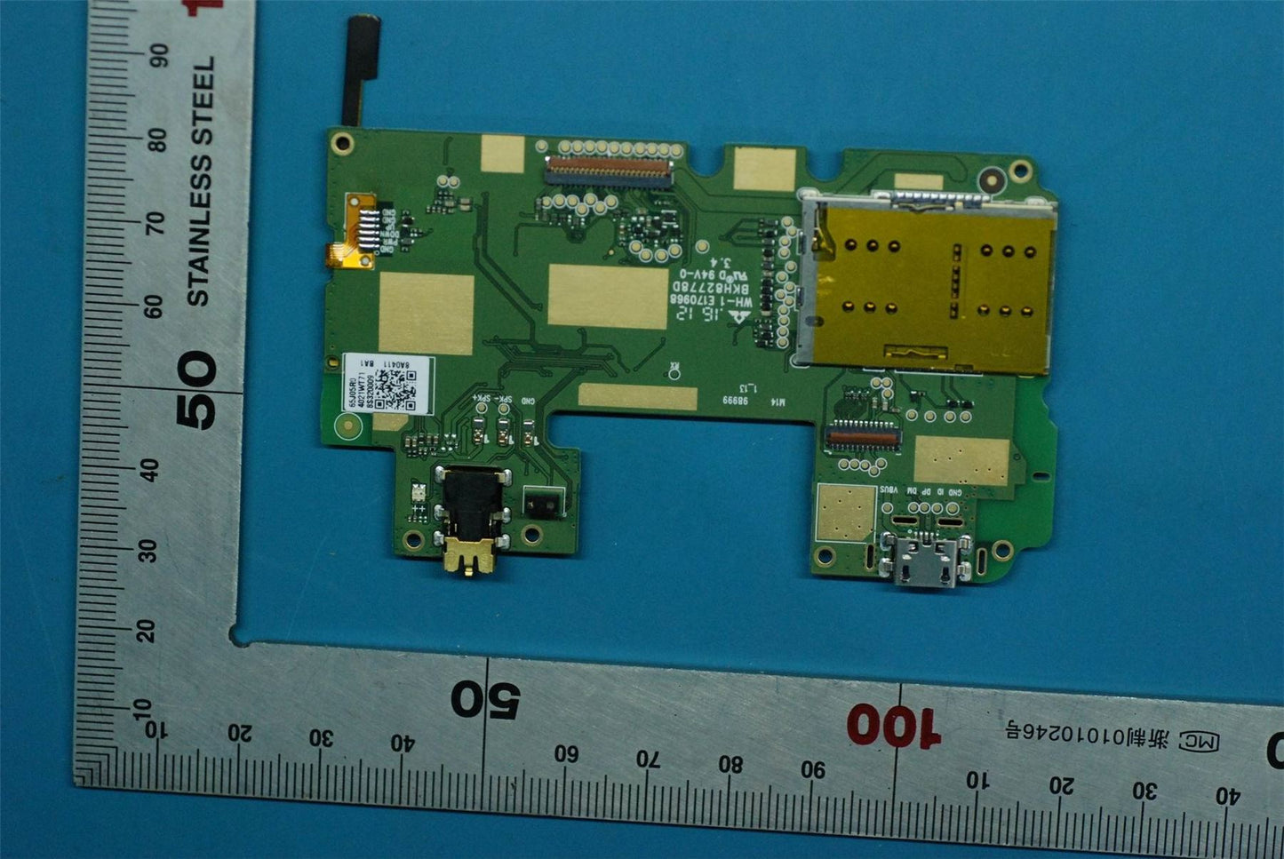 Lenovo TB3-730F MB_1+16G&* 715201000801CS 5B28C05502
