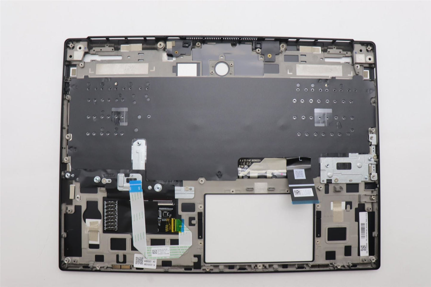 Lenovo Upper Case ASM_POR C 83FD EB RGB 5CB1N61469