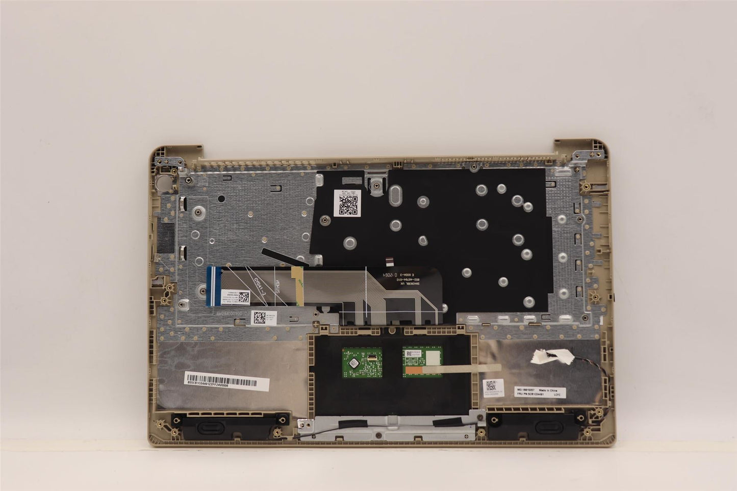 Lenovo Upper Case ASM_ITA L82H7 SD FP BLD 5CB1C04491