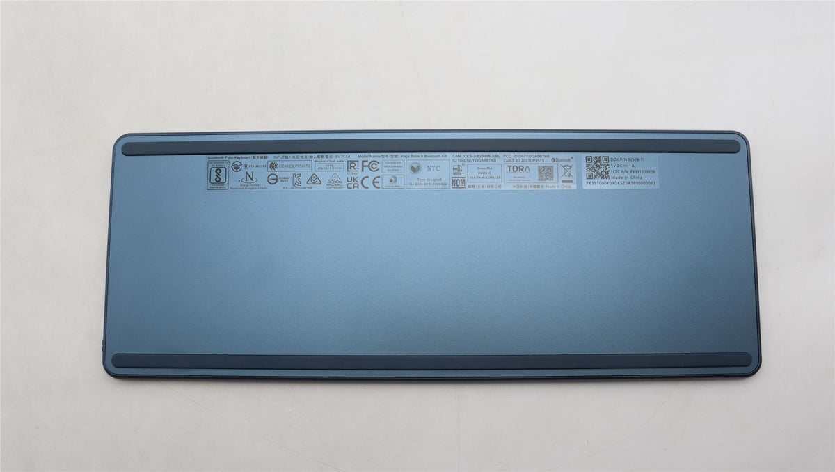 Lenovo COVER L82YQ Assy THAI Keyboard 5CB1L72115