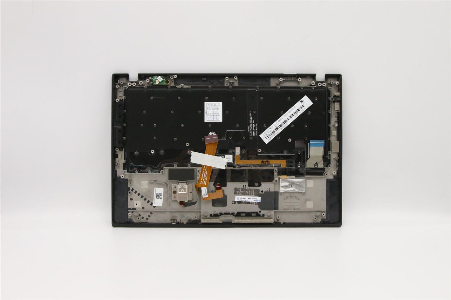 Lenovo MECH_ASM GRP_KBD_Bzl_CFE,FPR,BK,CHY 01YR541