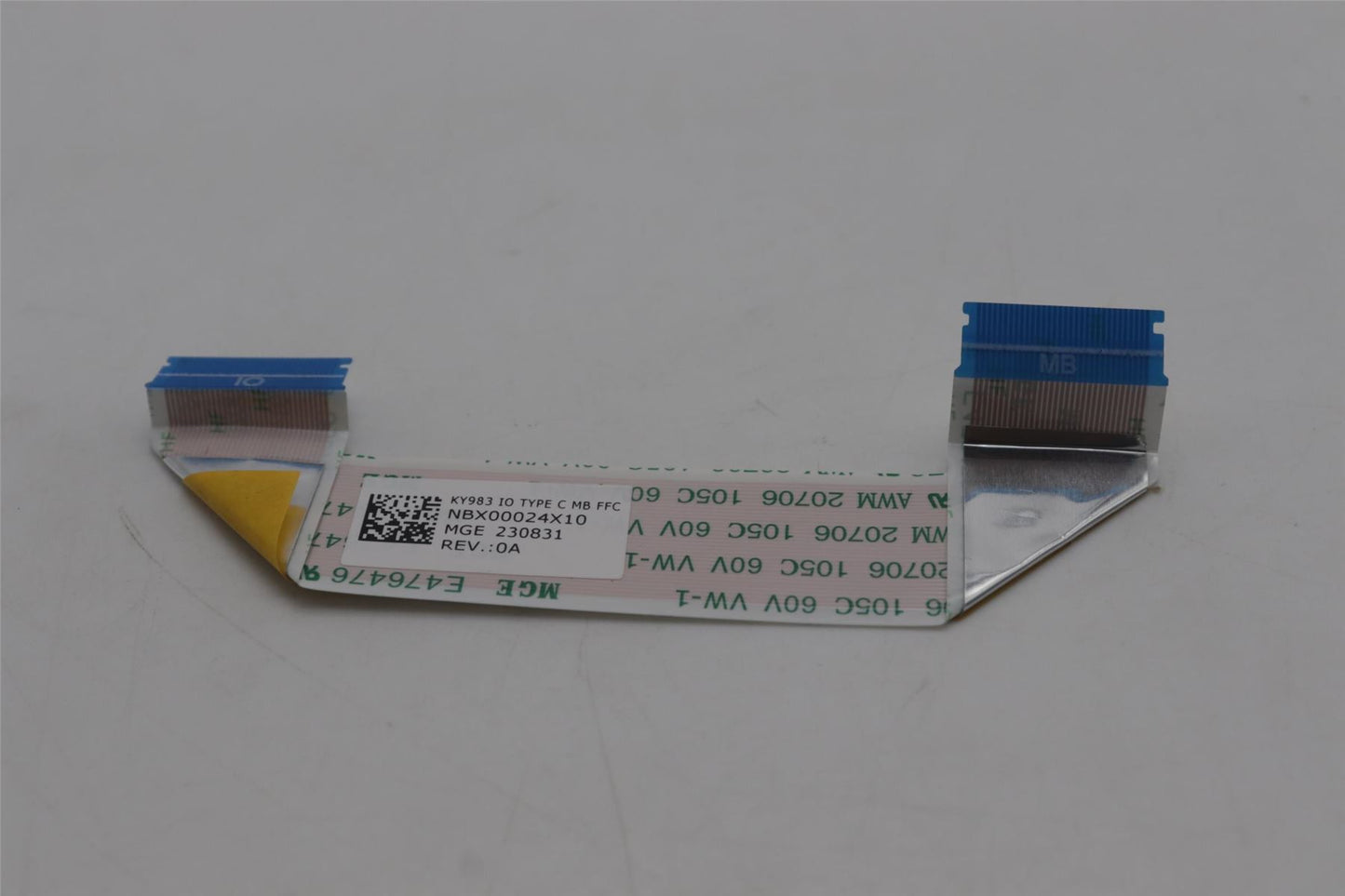 Lenovo CABLE L 83G0 M/B-IO TYPE C/B MGE 5C10S30945