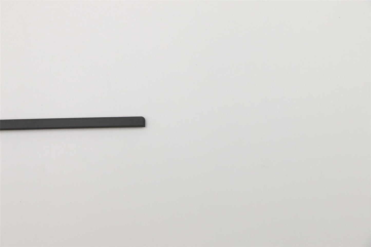 Lenovo 5R60S37074 RUBBER Rubber foot L 81Q9 IG BACK