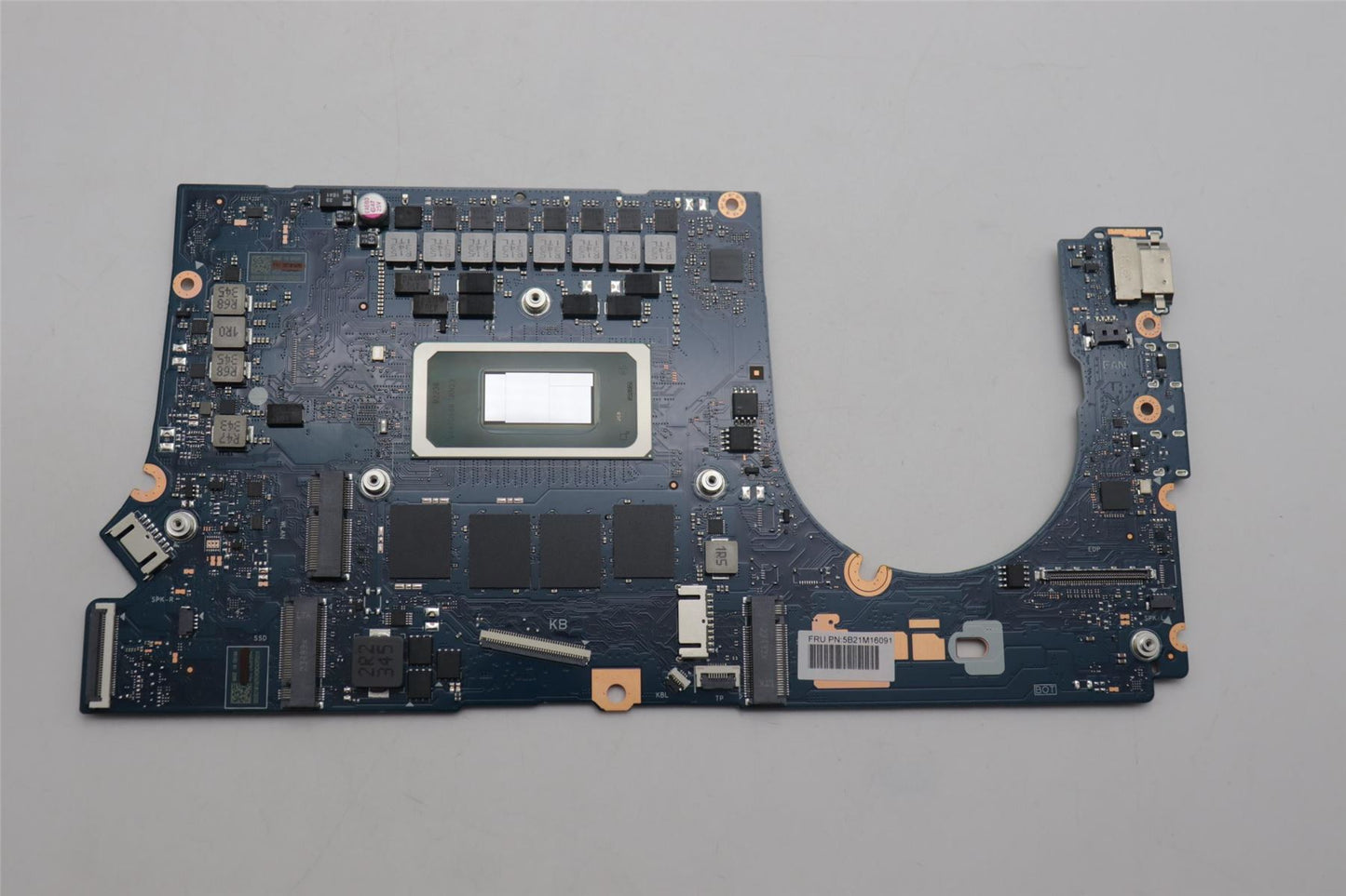Lenovo H 83D2 ULT9_185H_UMA32G_O_NOKRM 5B21M16091