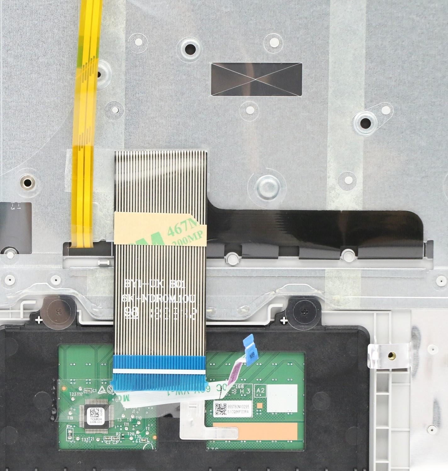 Lenovo IdeaPad 330-15ICH Keyboard Palmrest Top Cover Portuguese 5CB0R46964
