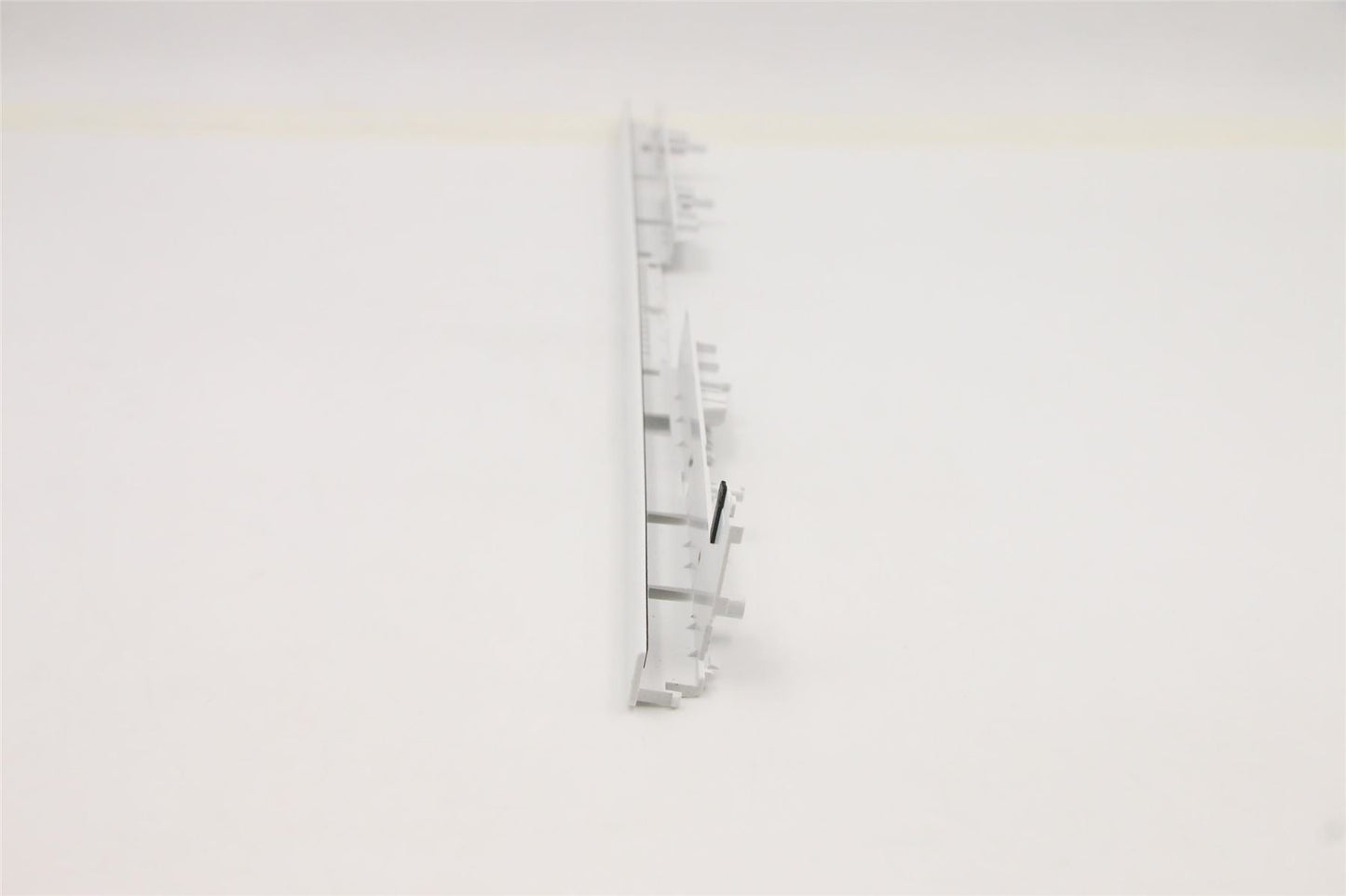 Lenovo PANEL_BEZEL,White,A3 22 5M11C16828
