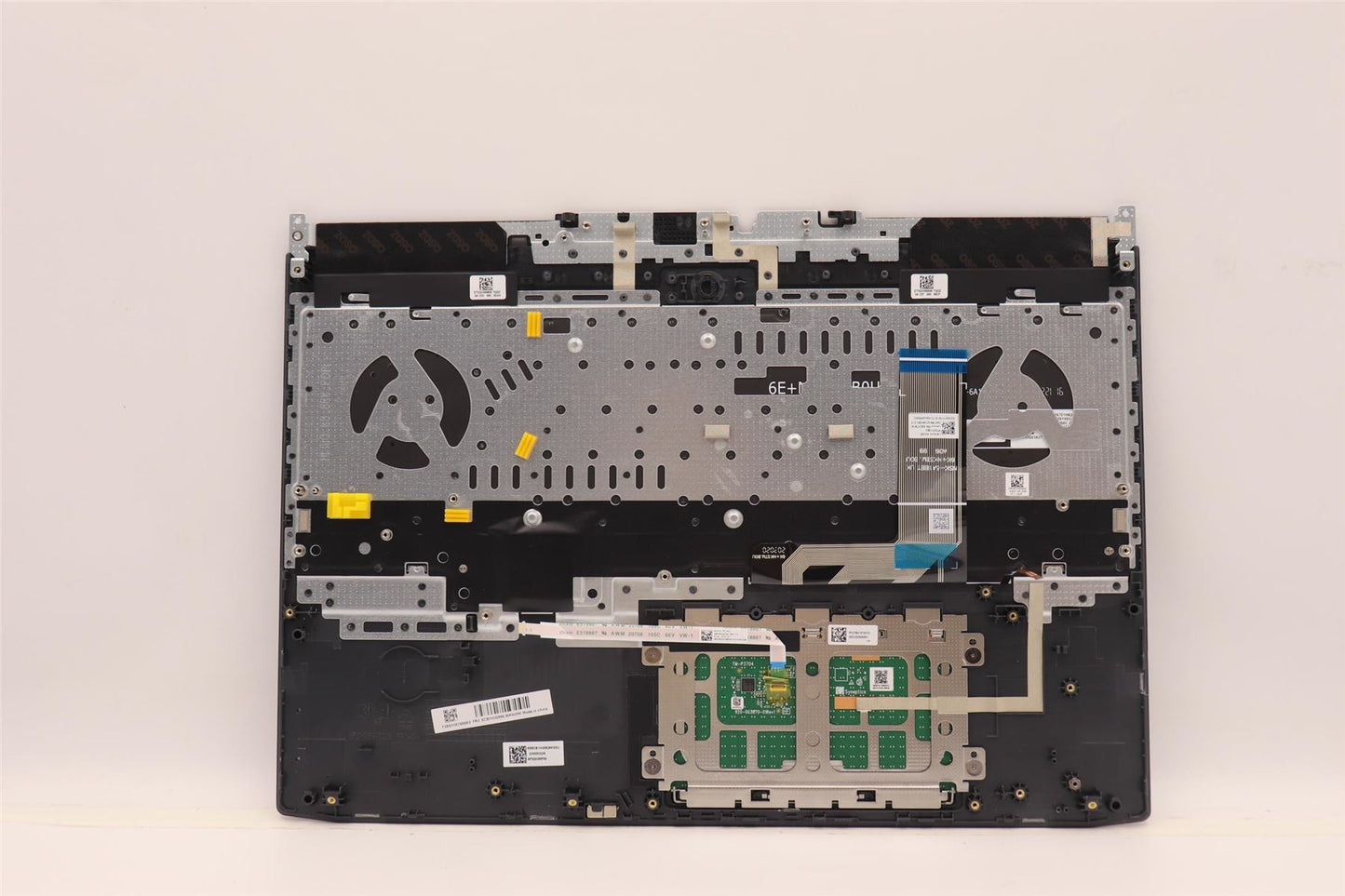 Lenovo COVER Upper Case ASM_CZE/SLK C 82S9 BLA 5CB1H30556