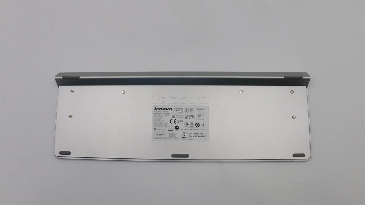 Genuine Lenovo A740 Keyboard Czech/Slovakian Silver 00PC705