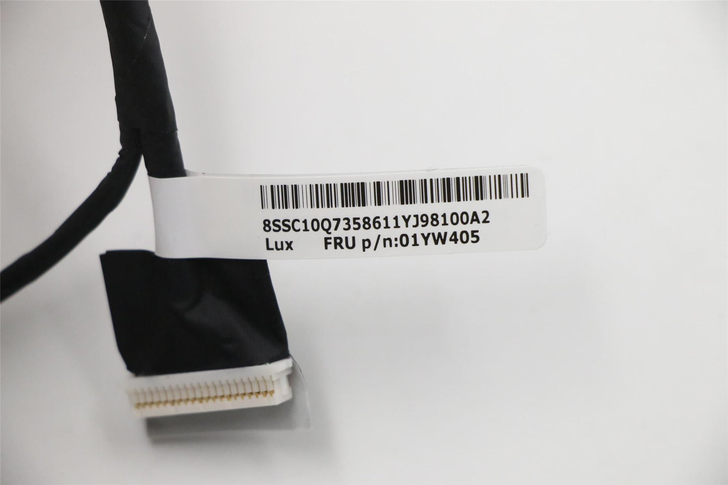 Lenovo CABLE 27LVDS Cable 01YW405