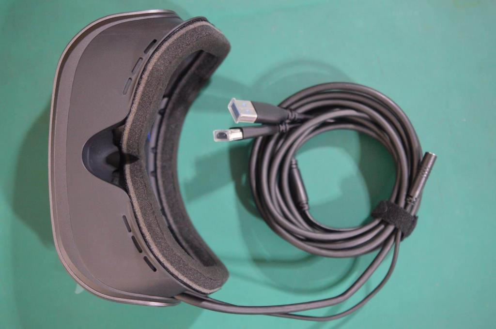 Lenovo 01FJ207 WEARABL_BO VR-2511N headset