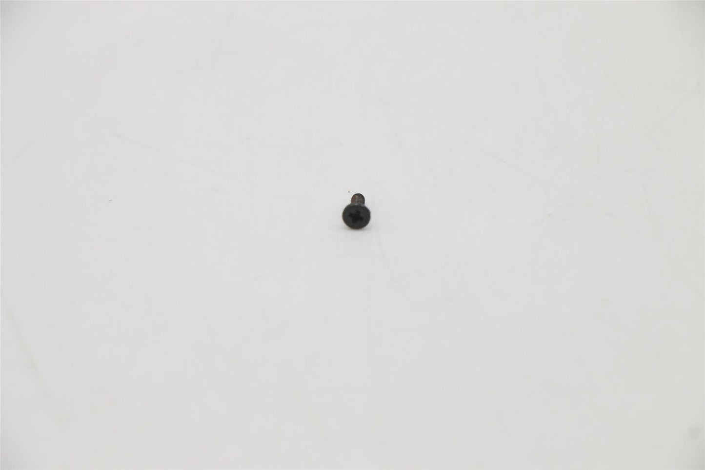 Lenovo 5S10S35235 SCREW SCREW L 82FX M2.0*L5.5*O.D4.0T0.5